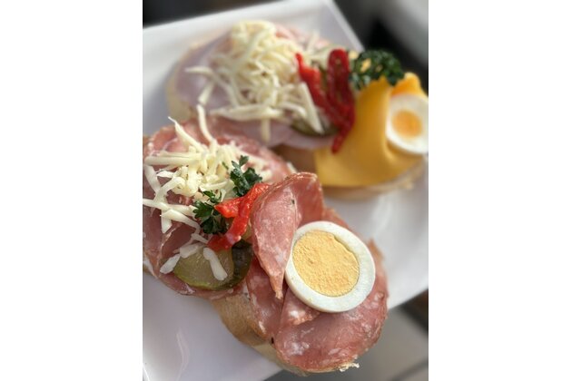 CHLEBÍČKY  CHLEBÍČKY