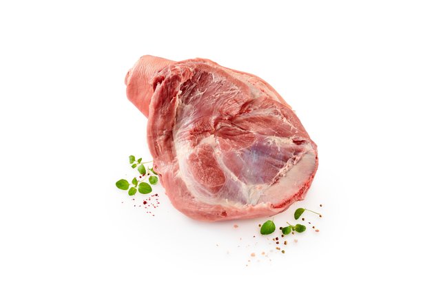 Vepřová plec s kostí a kolenem